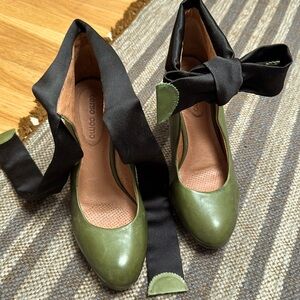 Corso como green leather shoes. Size 36.